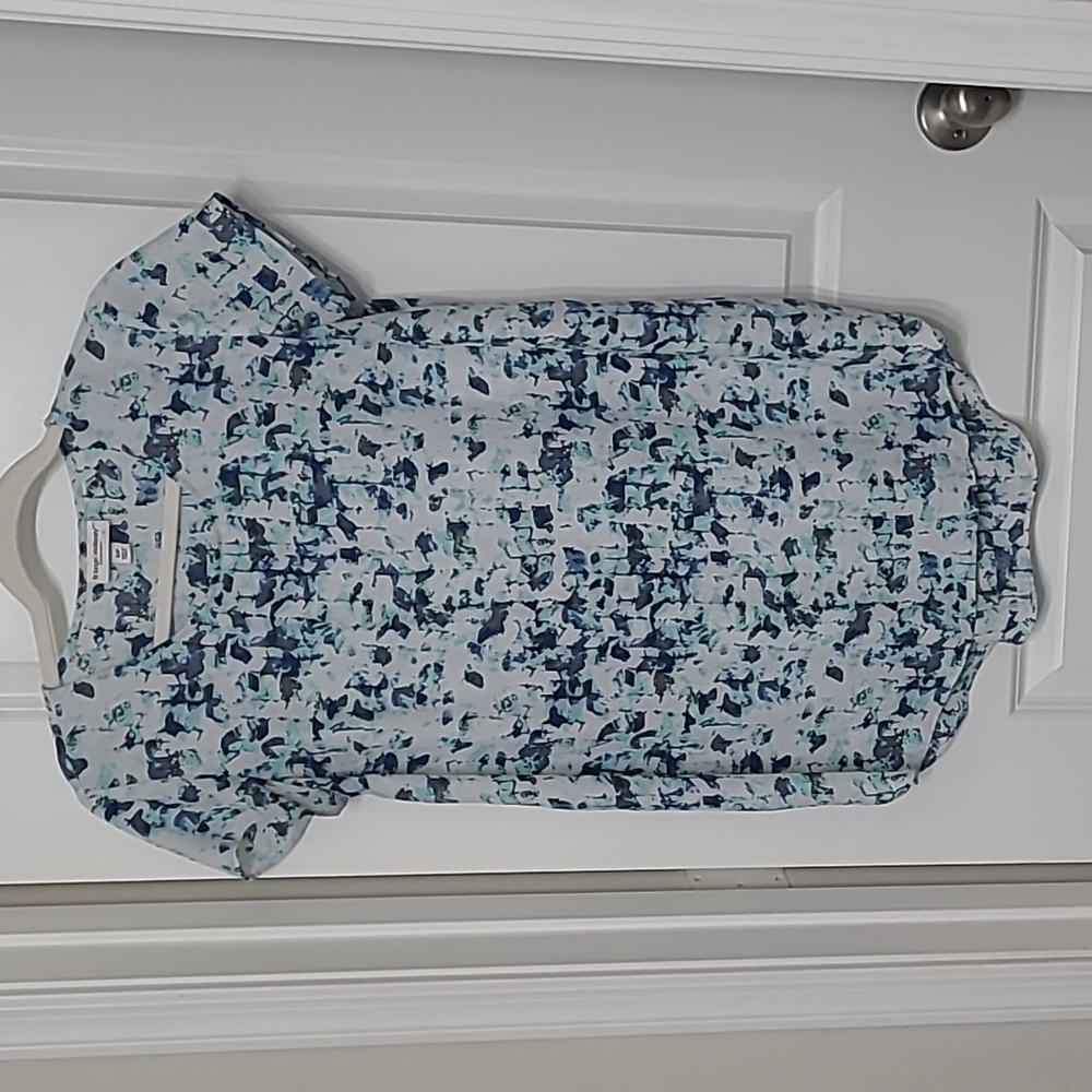 Liz Lange maternity top S/P